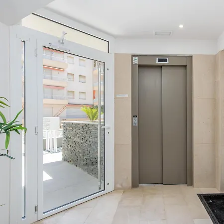 Apartment M A R I V E N T 03 *
